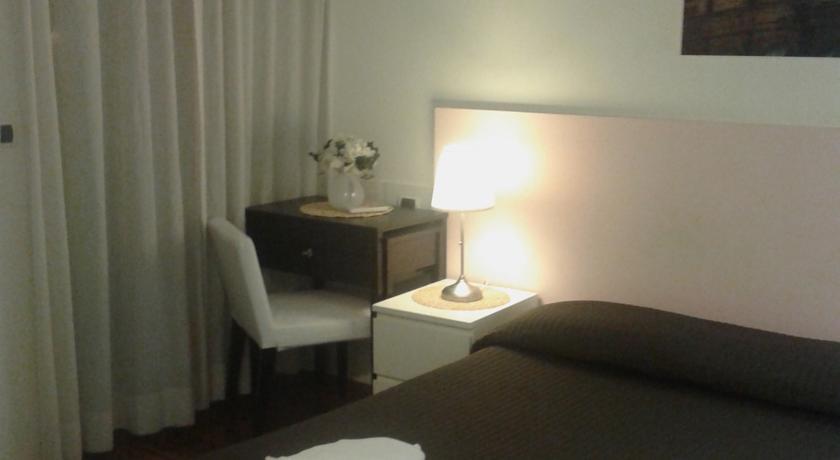 Hotel The Pope'S Window Roma Habitación foto